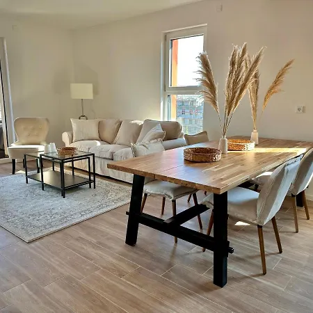 Komfortables Feriendomizil In Λειψία